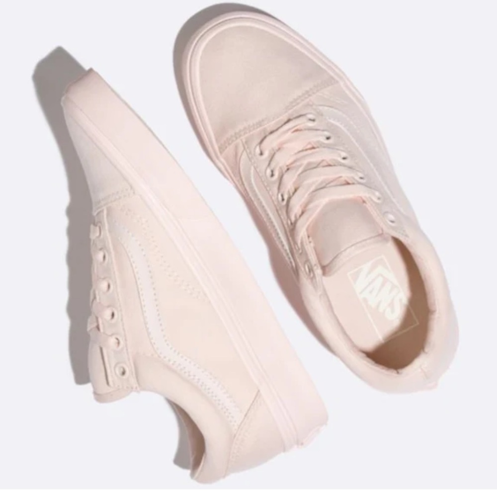 Vans Peach Blush Canvas Old Skool Sneakers — Like New